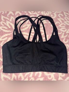 Victoria Sport Black Strappy Criss Cross Sports Bra Size M